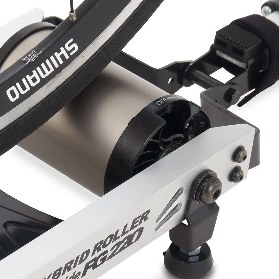 FG220RR ハイブリッドローラー - MINOURA JAPAN