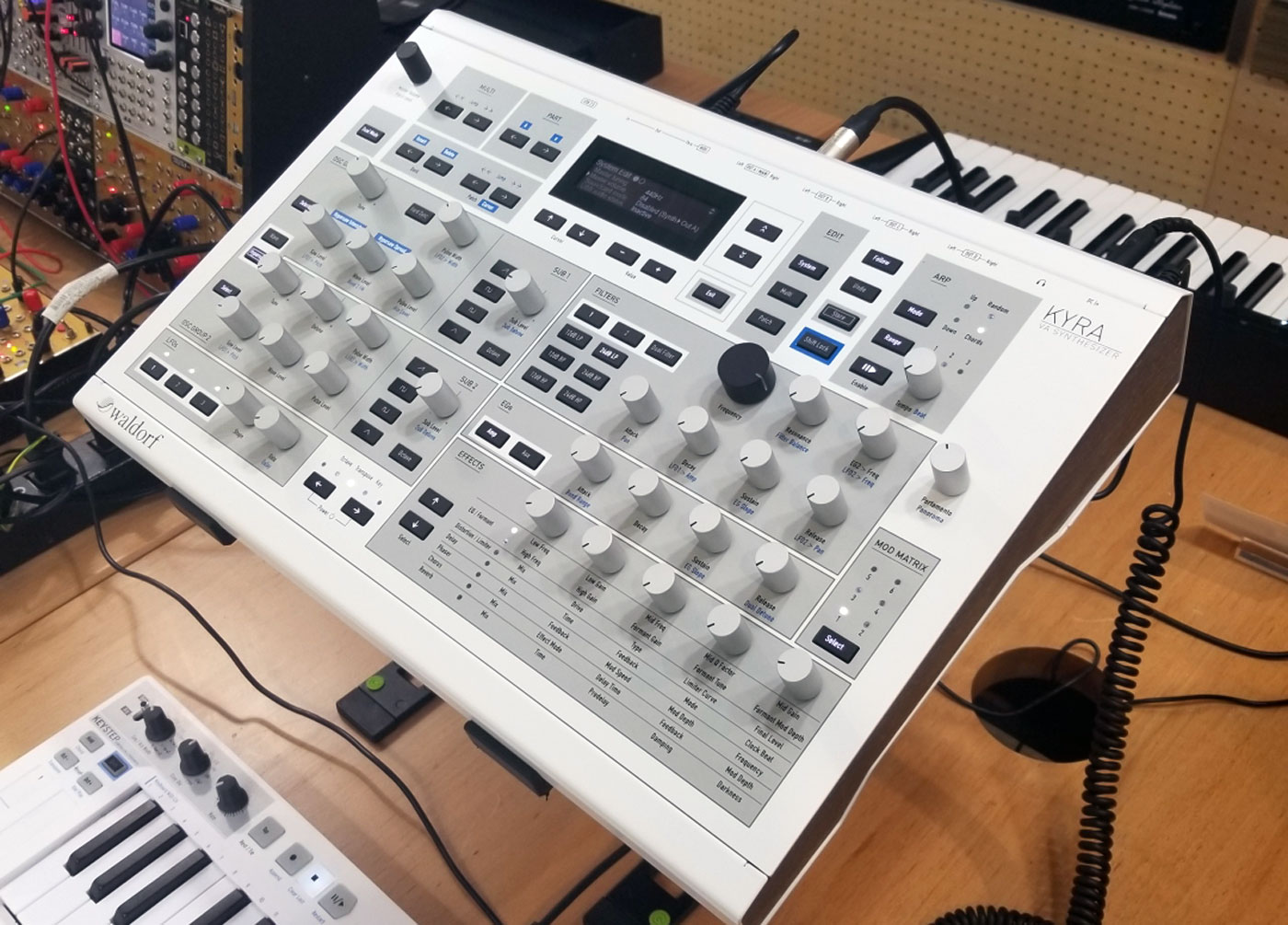 Cutting Edge 2020 : Waldorf KYRAで音の壁を作ってみた!! | Rock oN