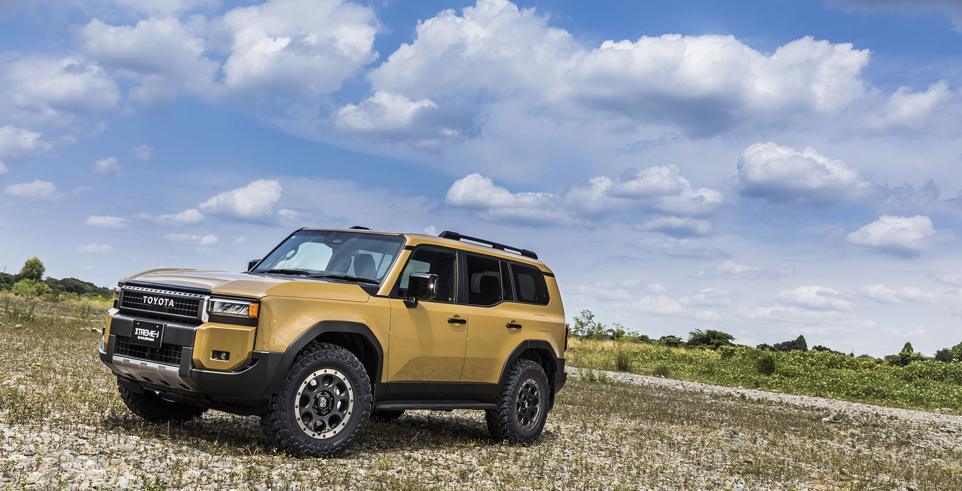 XTREME-J グロスブラックミルド用 センターキャップ/オーナメント