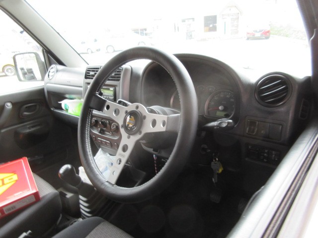 JB23ジムニーにモモステアリング・HA36SアルトRS修理・積載車バースト