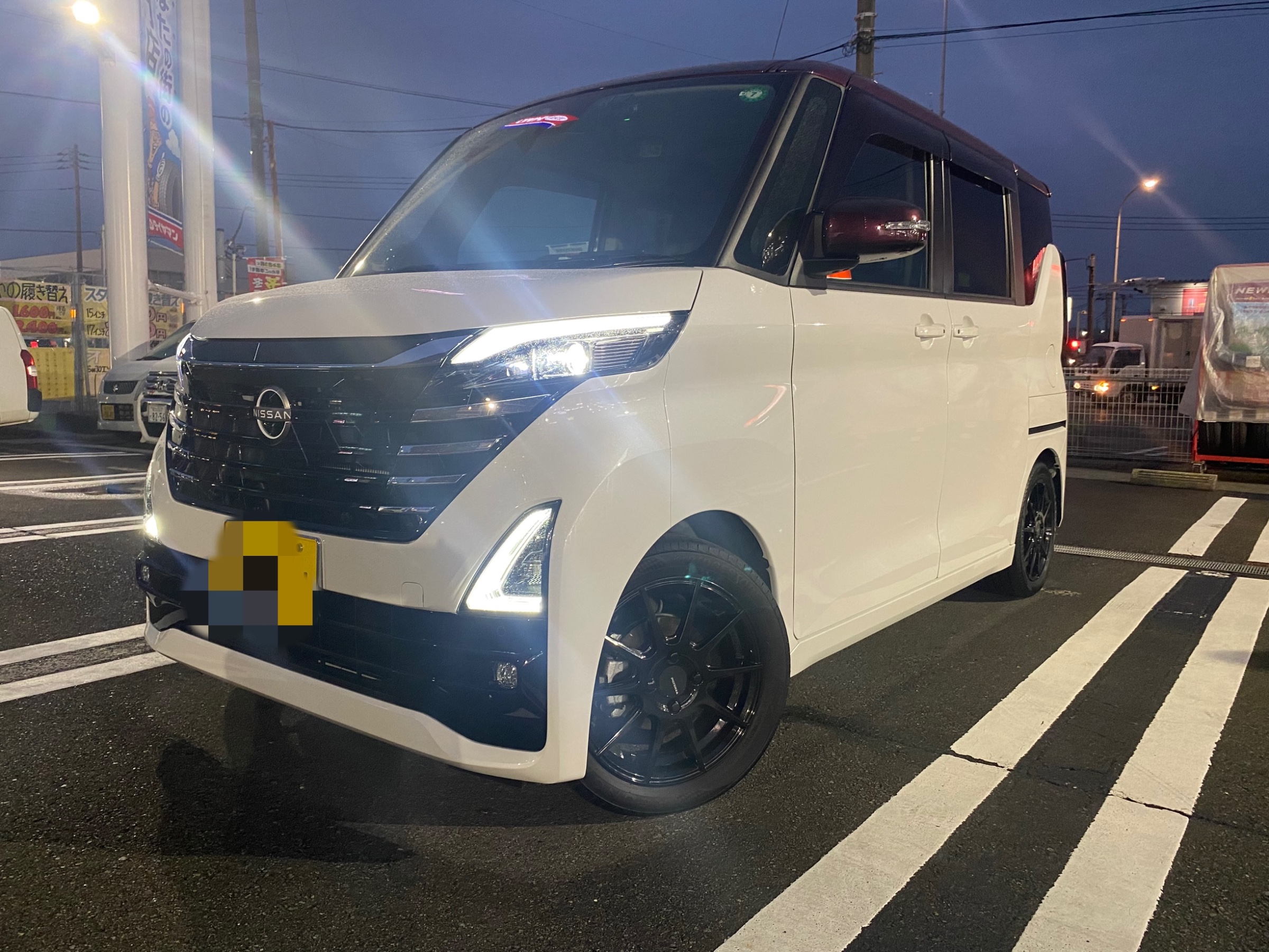 癒し系女子が、新型ルークスを男前に仕上げたら…？レカロにポテンザ