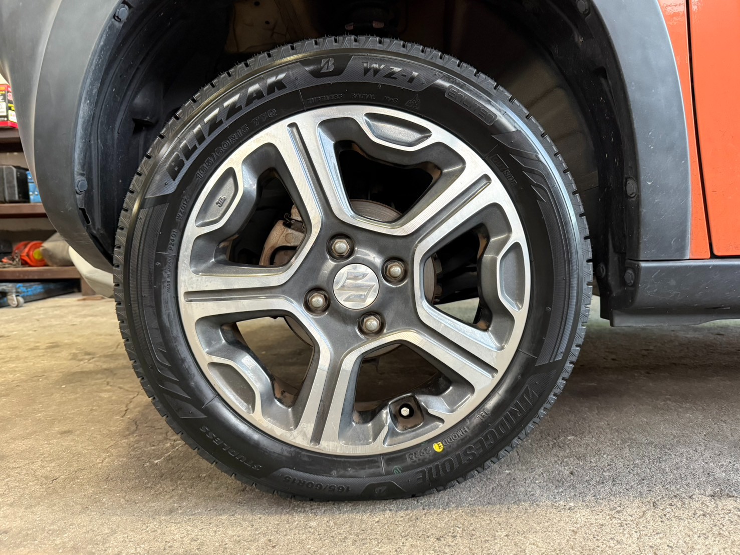 ハスラーにスタッドレスタイヤを装着いたしました！ | スズキ ハスラー