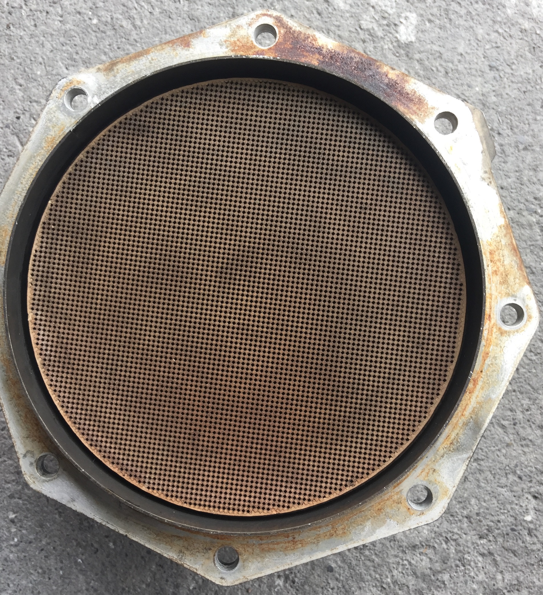 いすゞ(ISUZU)：DPF・DPR洗浄｜DPF洗浄・カーパーツの通販とボディー