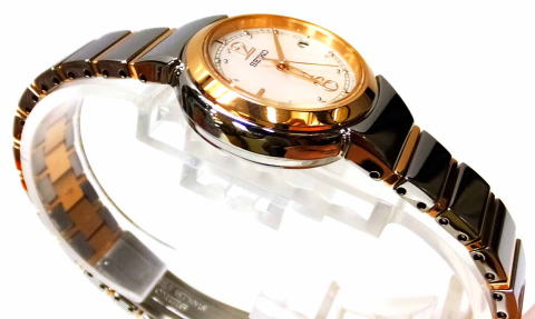 武井咲SEIKOルキアソーラー電波時計SSVW054正規販売店/JR大府駅前1961