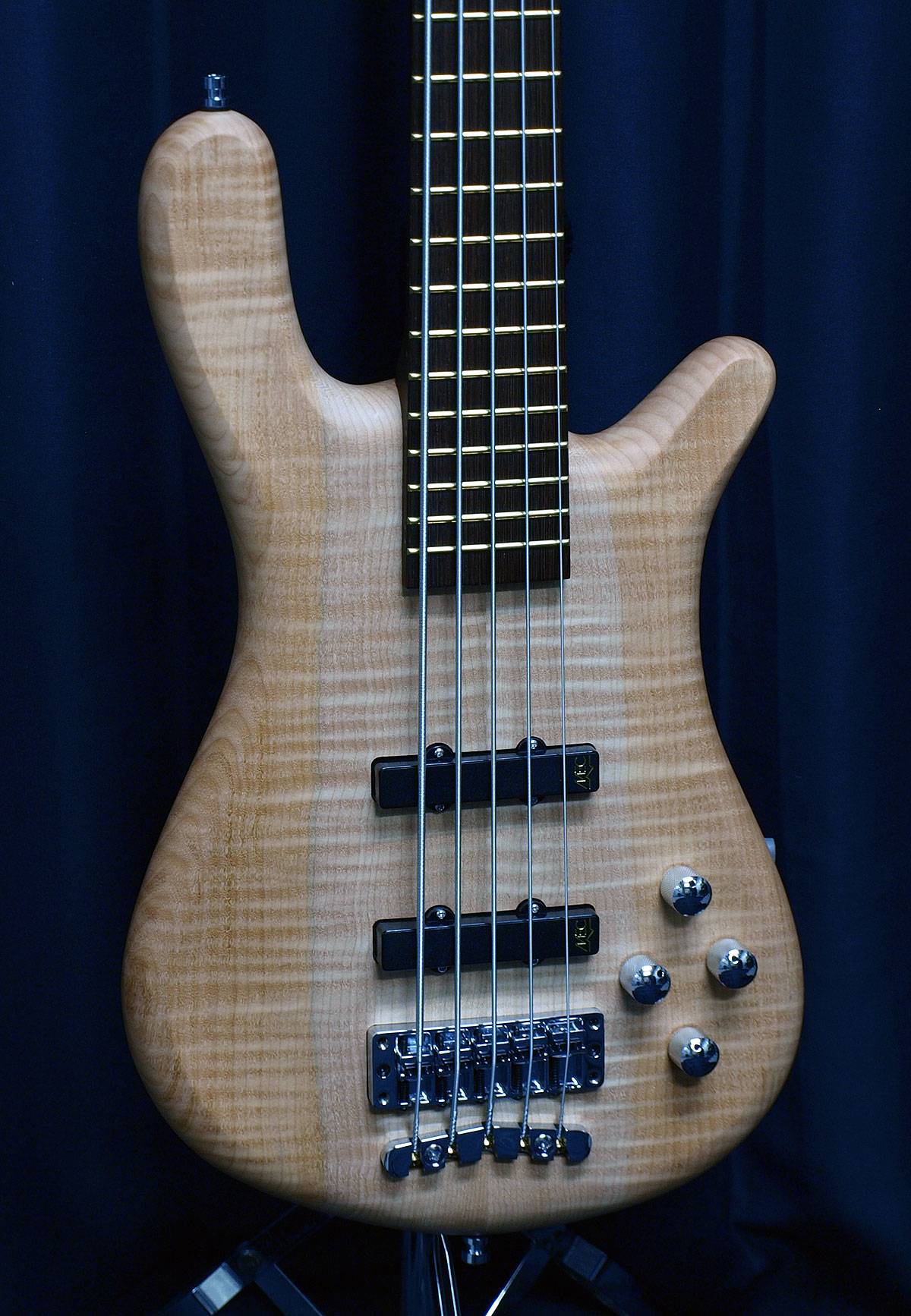Warwick エレキベースStreamer LX 5W NOF新品在庫状況をご確認ください