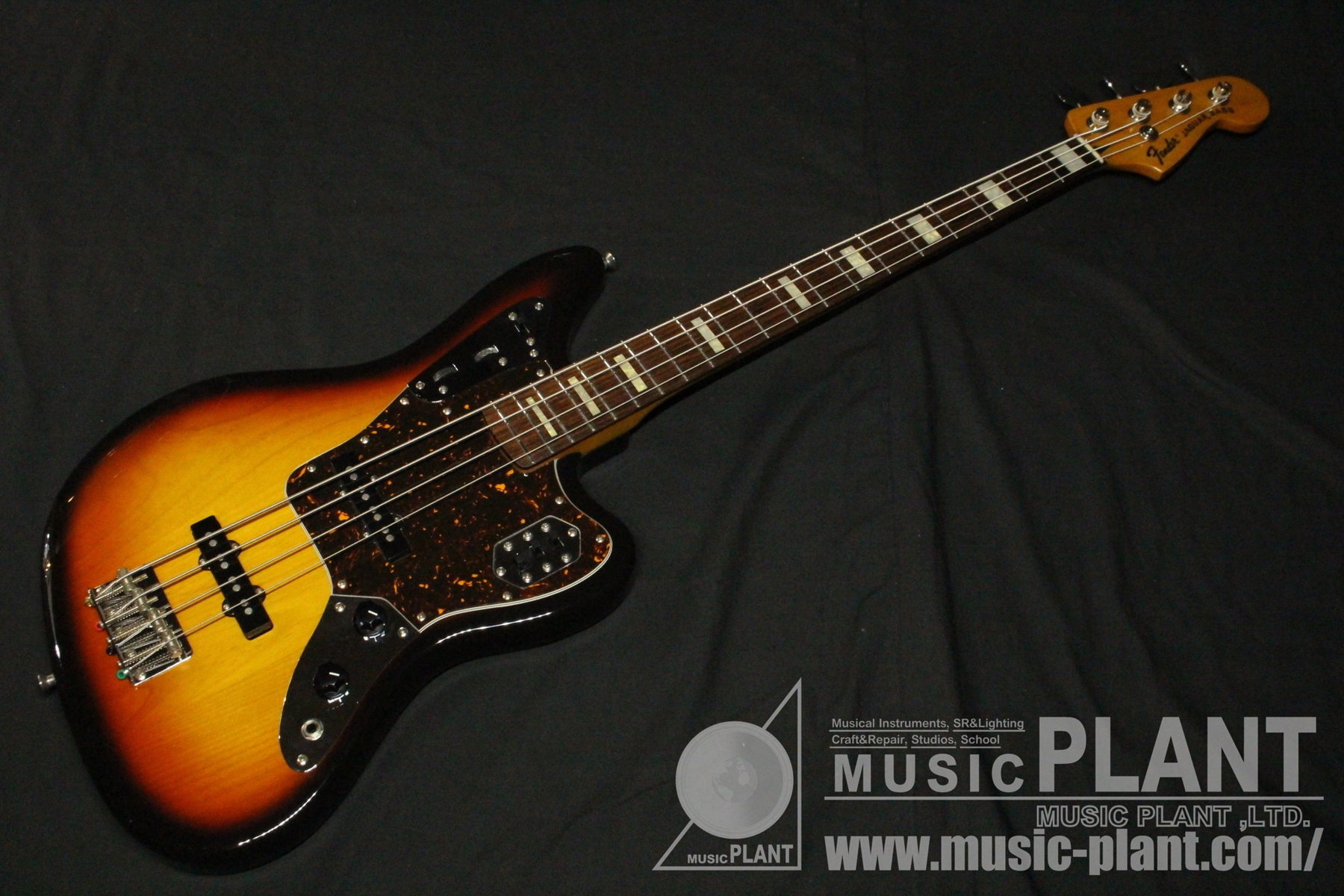 Fender Japan ジャガーベースJAB-EQ 3TS中古()売却済みです