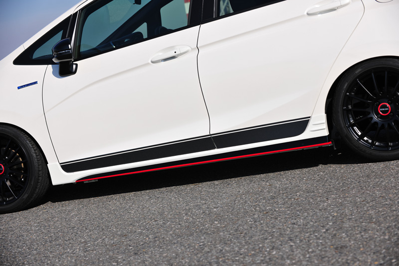 NOBLESSE FIT3用 サイドステップ