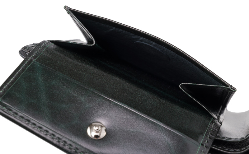 キプリス】二つ折り財布(小銭入れ付き札入)□オイルシェルコードバン