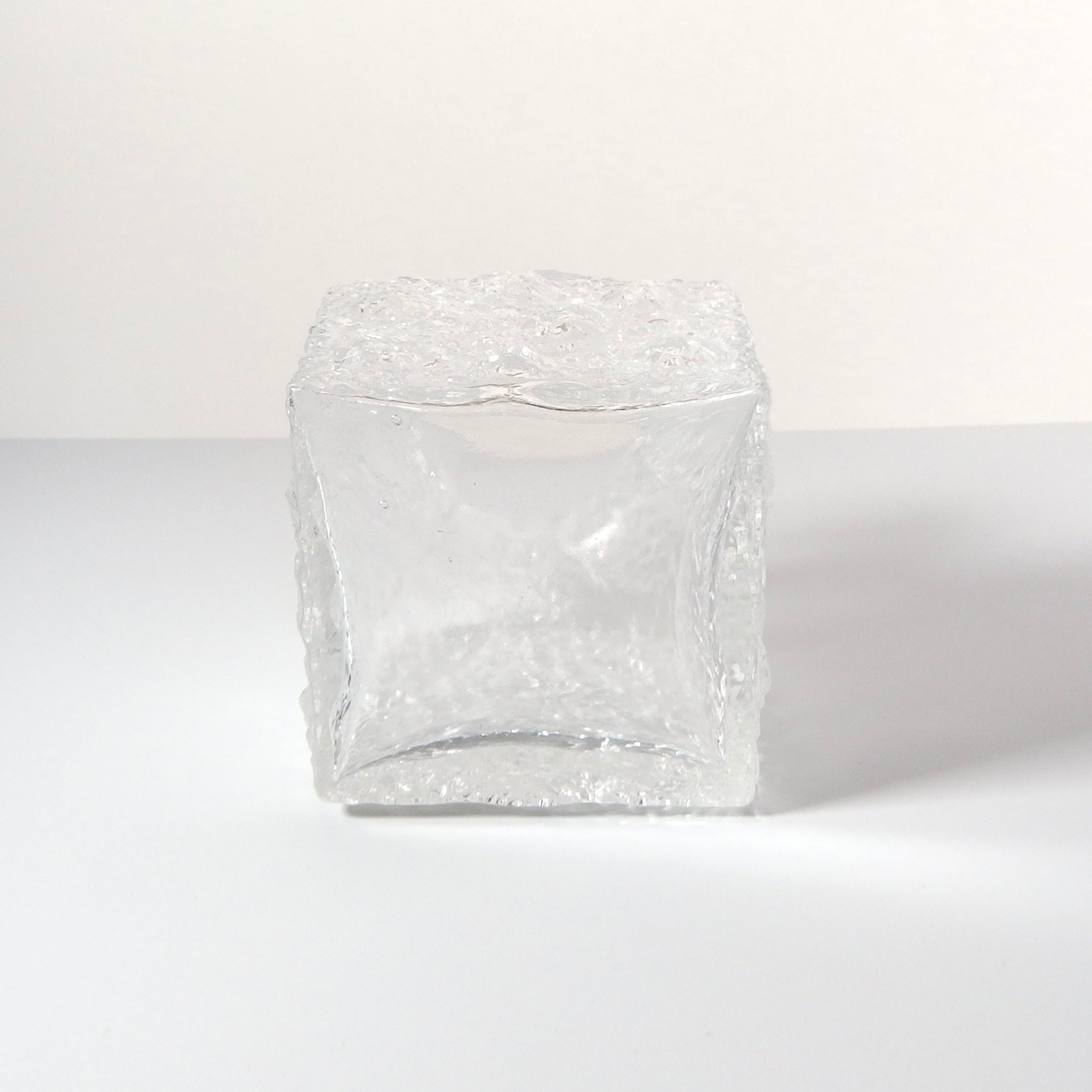 P2180701.jpg?v=1739947408&