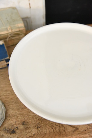 サルグミンヌのケーキスタンド