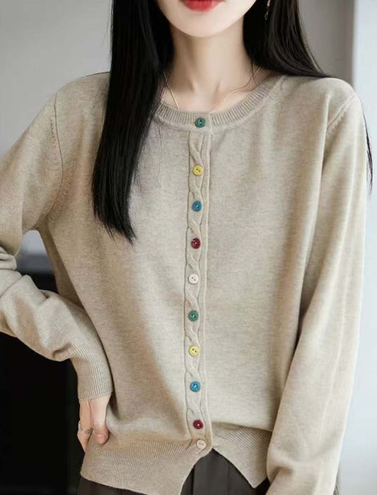カラーボタンが映える 上品ニットカーディガン | Northmall（ノース