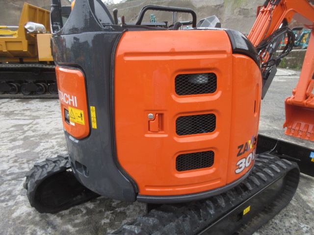 株式会社ナンニチ｜HITACHI ミニショベル ZX30U-5B 51913