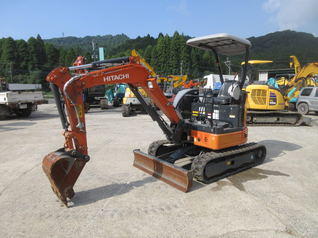 株式会社ナンニチ｜HITACHI ミニショベル ZX20U-5A 22047