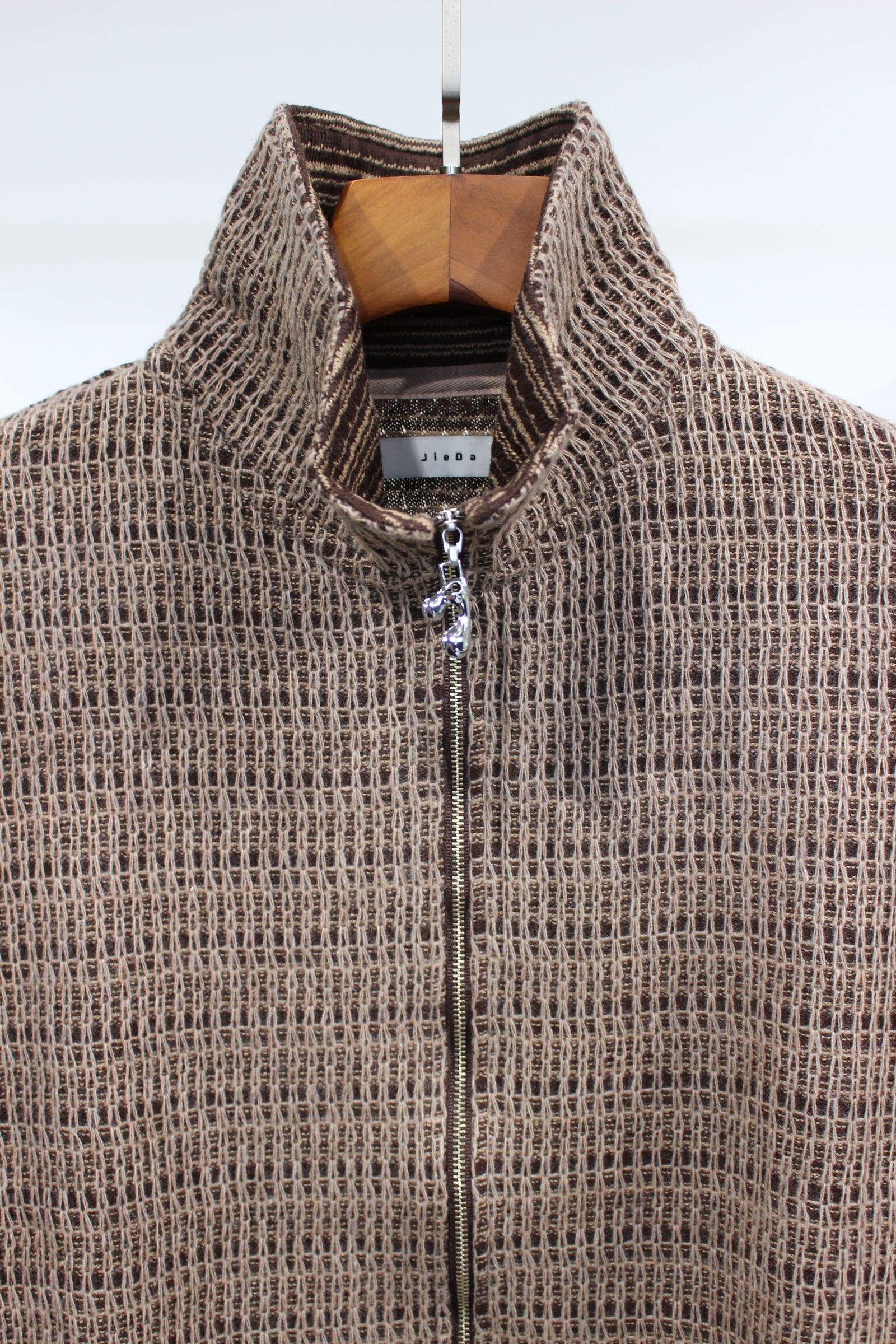 JIEDA - CHAIN STITCH KNIT ZIP CARDIGAN | BEIGE - BROWN | ジップ