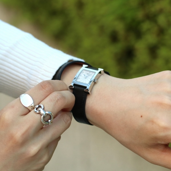 HERMES ヴィンテージ エルメス Hウォッチ ドゥブルトゥール HH1.210