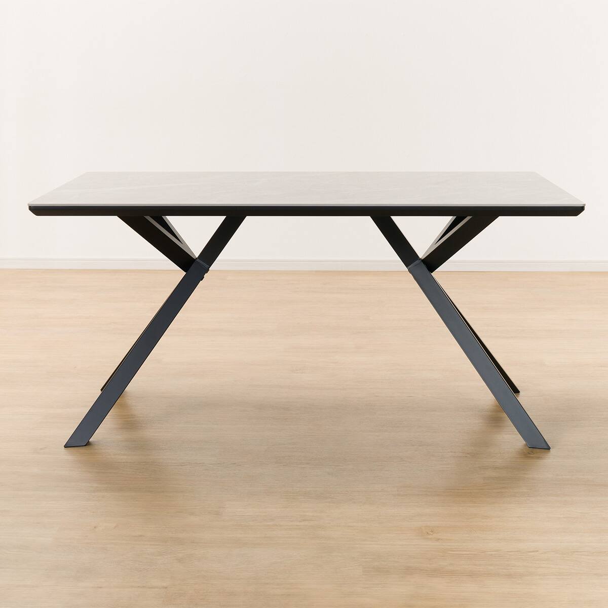 セラミックダイニングテーブル(セーラル150BE/BKスチール脚) | ニトリ