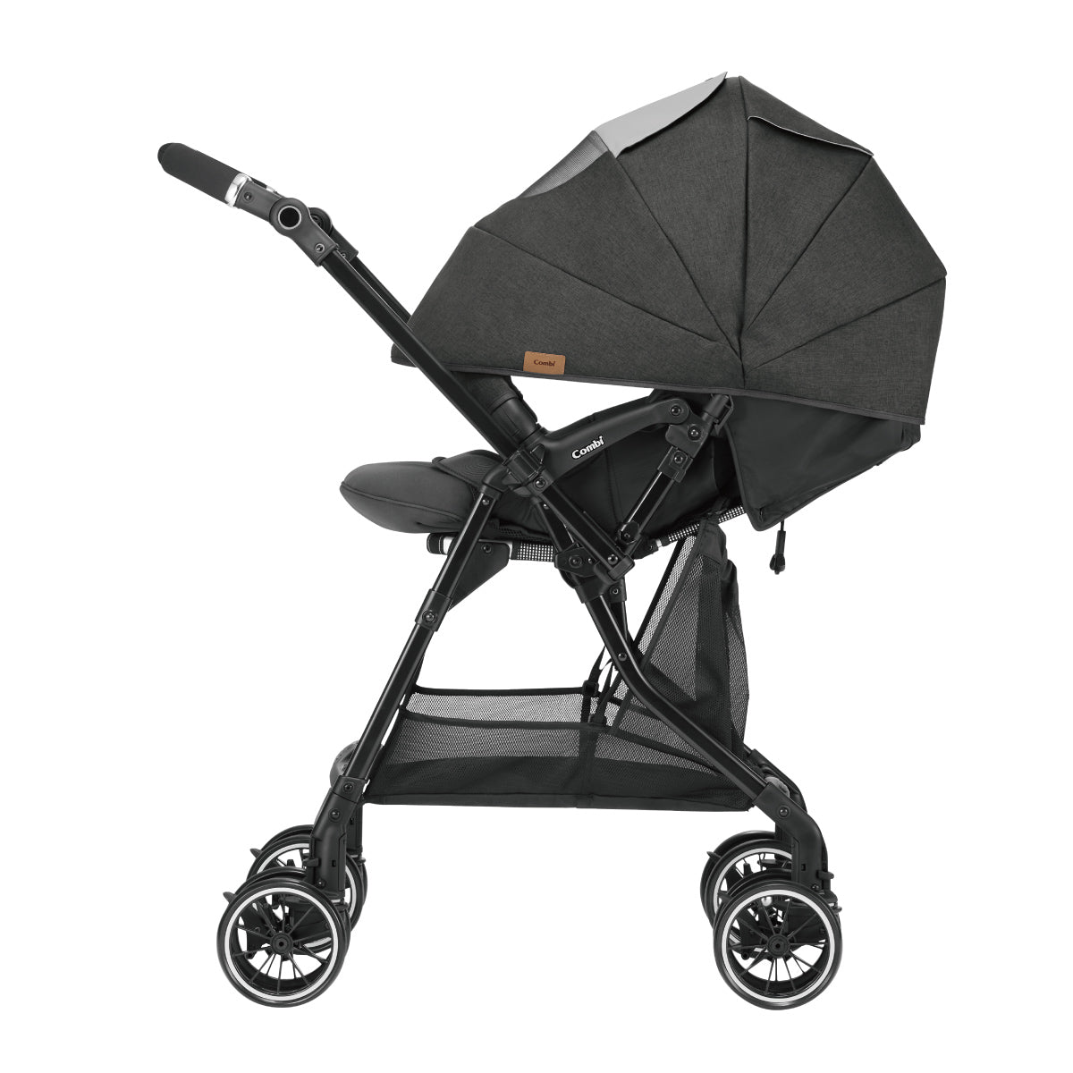 コンビ スゴカルαコンパクトエッグショックAW 両対面A型ベビーカー