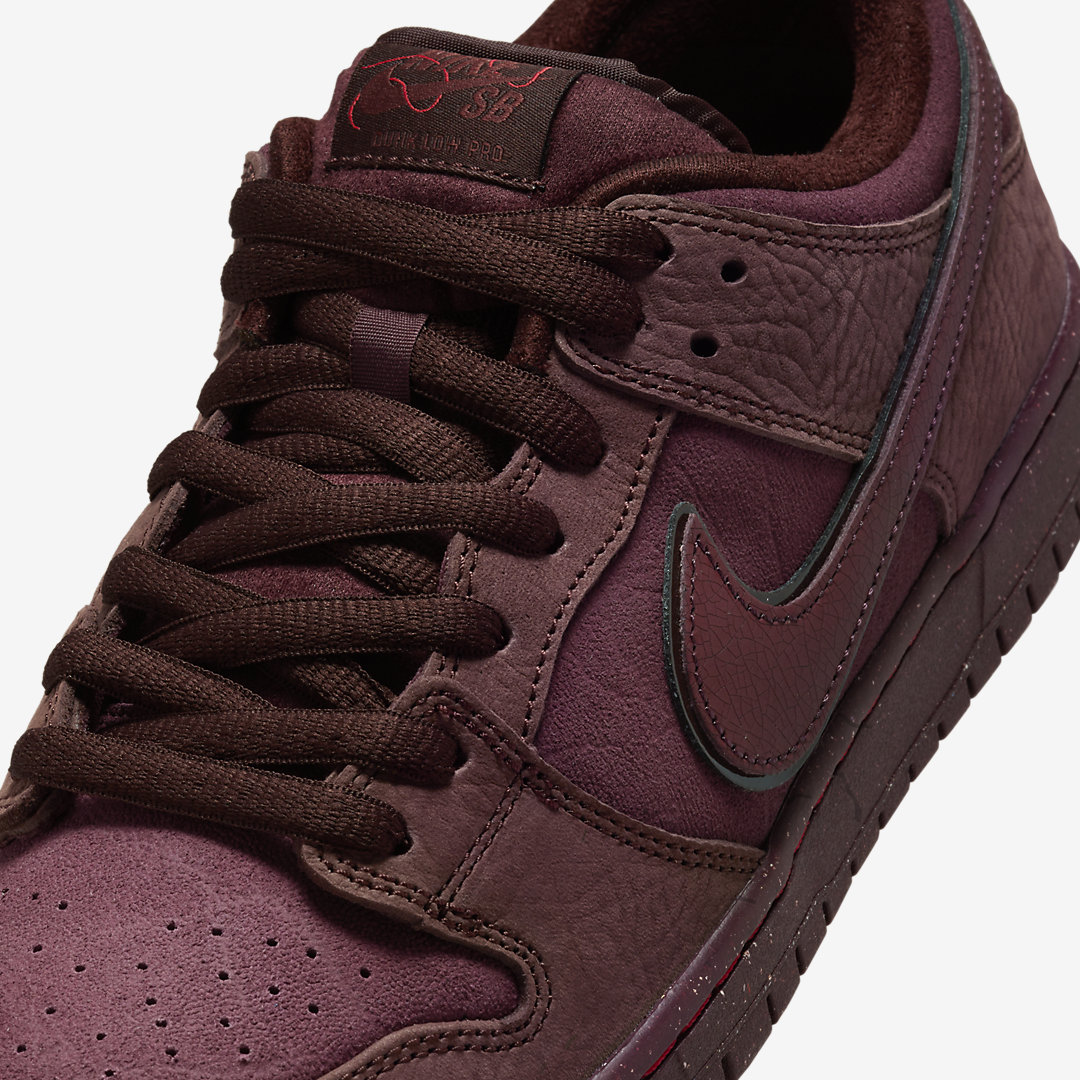 Nike SB Dunk Low PRM 