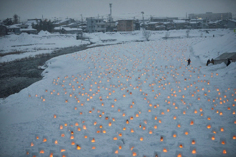 ミニかまくら』とキャンドルの温かさで，秋田のファンを増やしました