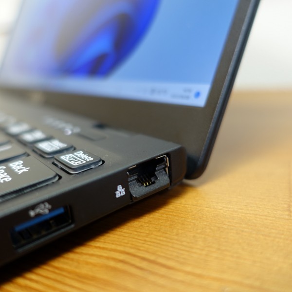 富士通LIFEBOOK WU-X/G2実機レビュー/富士通FMVパソコン比較購入ガイド