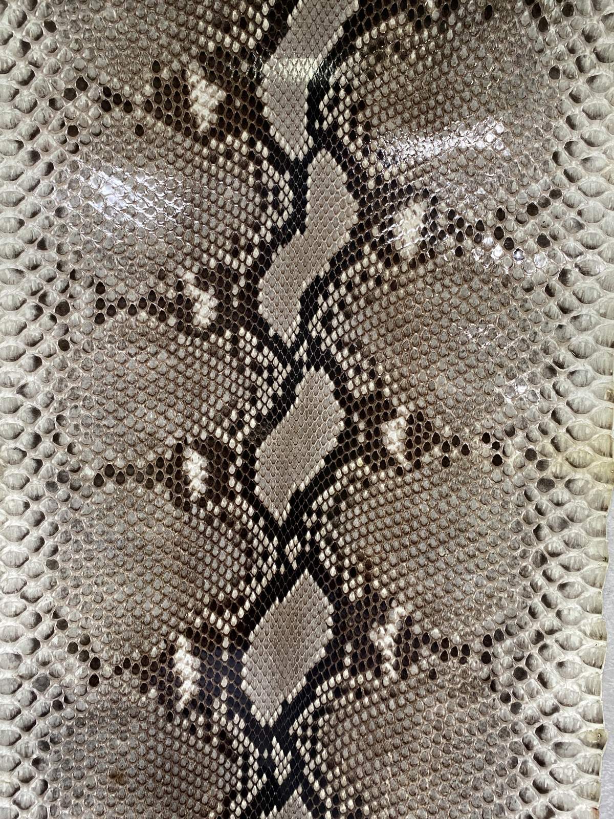 レザークラフト・革販売のニシカワレザー