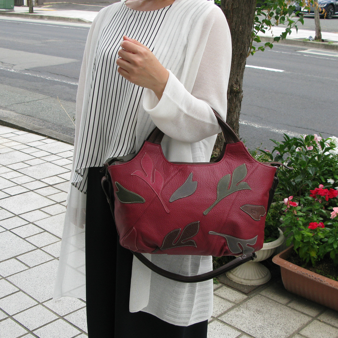 IBIZA（イビサ）リーフ柄パッチワーク2WAYハンドバッグ