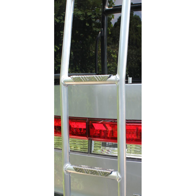 ハイエース200系 専用リアラダー | ニュージャパンヨット ーパーツ販売