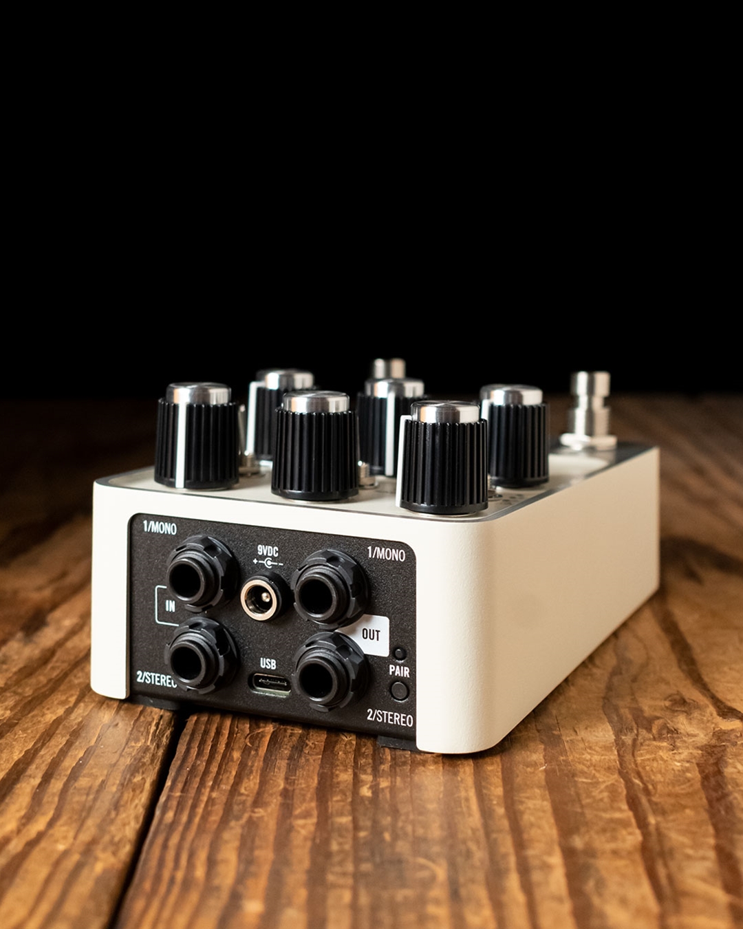 Universal Audio UAFX Astra Modulation Machine Pedal