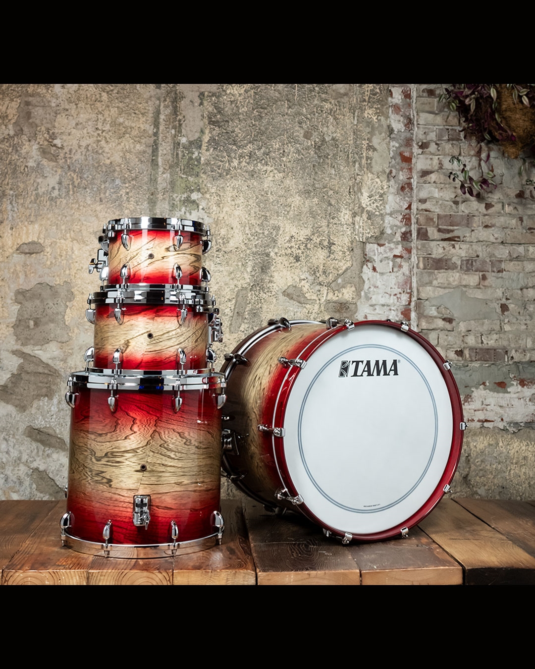 TAMA STAR Walnut 4-Piece Drum Set - Garnet Japanese Sen Burst