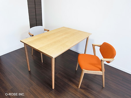 オー・ローズ ファニチャー 村澤一晃さん 宮崎椅子製作所 MMテーブル