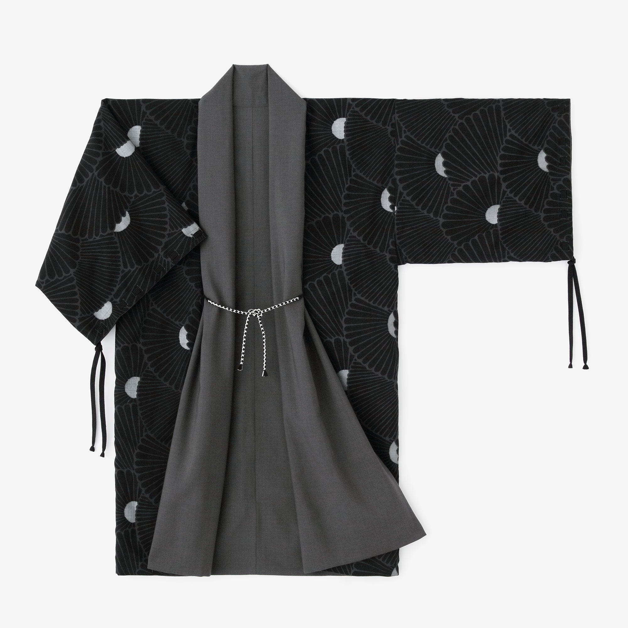 梳毛（そもう） ×モスリン 宮中袖（きゅうちゅうそで） 可逆（かぎゃく