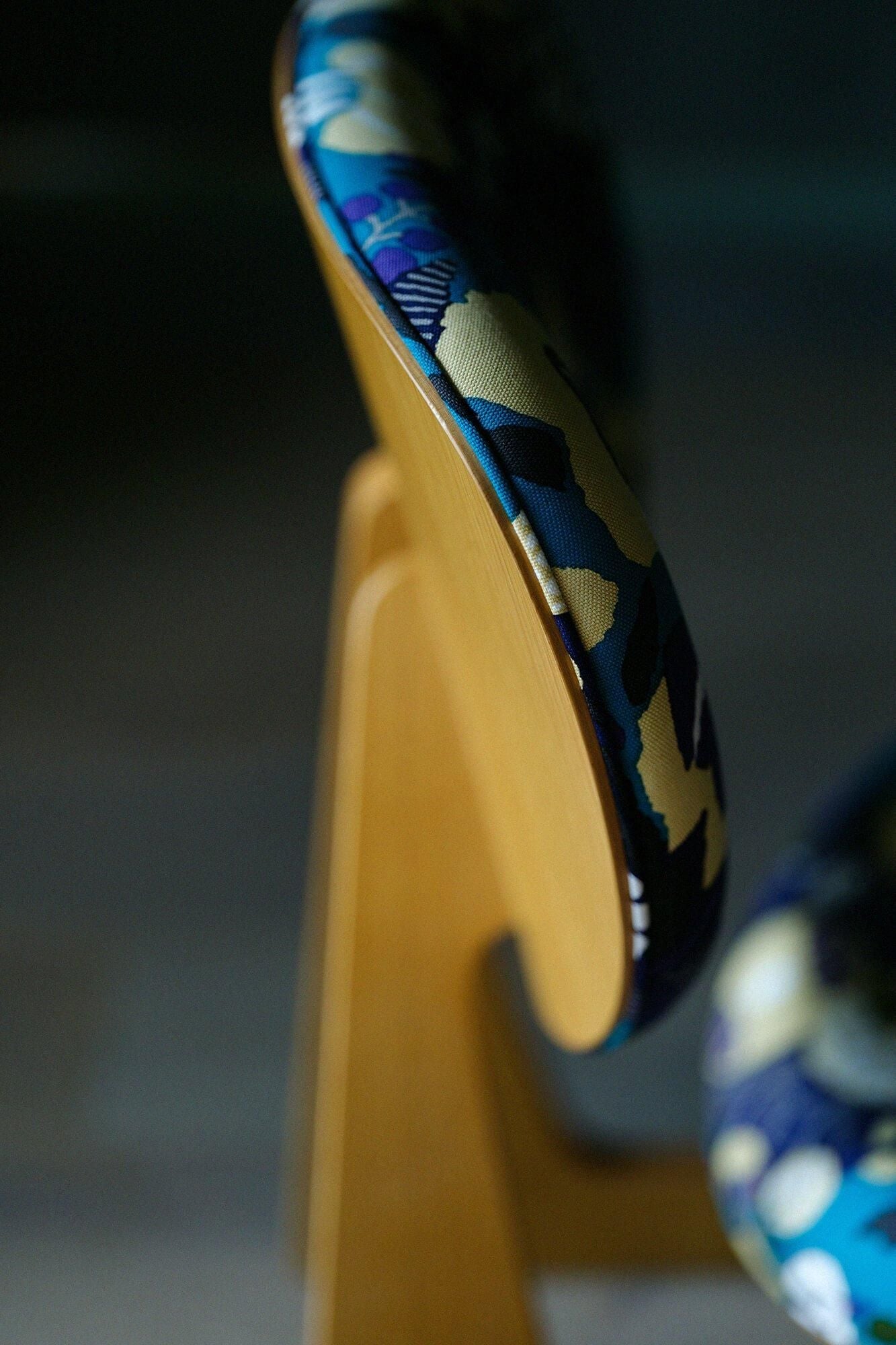 1ヶ月半後発送】SOU・SOU×天童木工 低座イス／間がさ