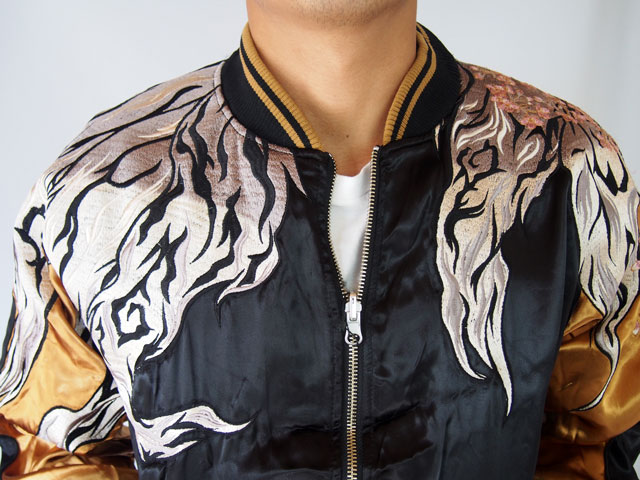 絡繰魂】桜九尾極み刺繍リバーシブルスカジャン 【創作雑貨 小都