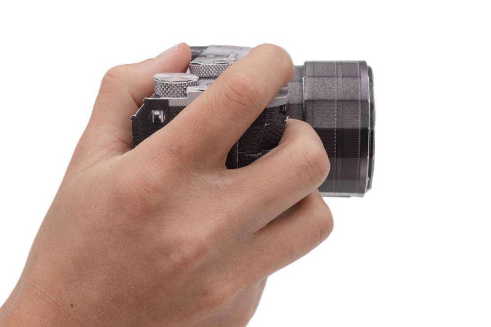 自分で組み立てる！実寸大クラフトキット α7C II 購入 | キャンペーン