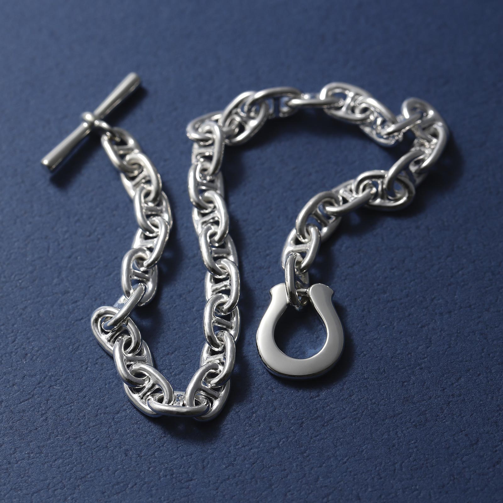 SYMPATHY OF SOUL（シンパシーオブソウル） Medium Horseshoe Toggle