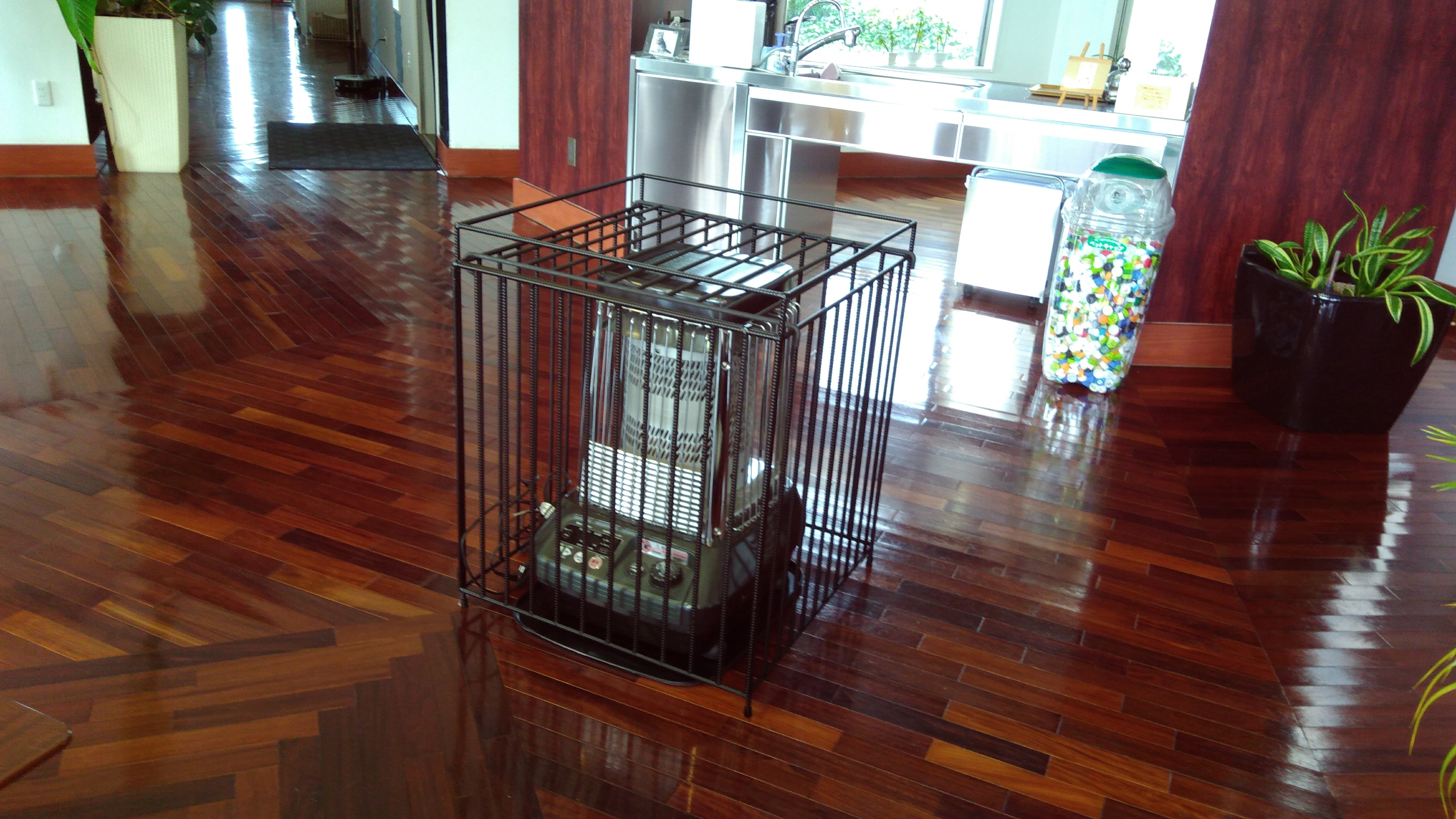 ストーブガード | 里山エンジン