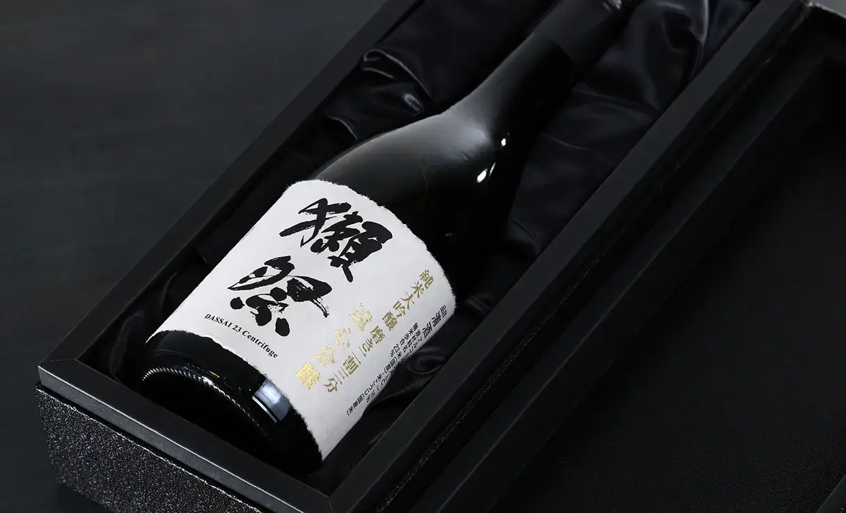 獺祭 純米大吟醸 磨き二割三分 遠心分離 720ml | 獺祭（株式会社獺祭