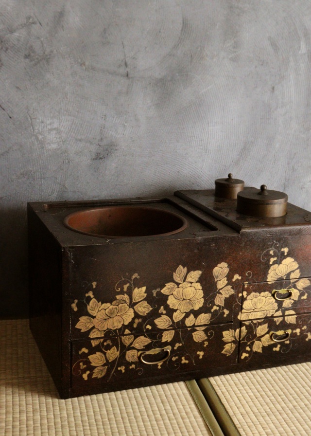 蒔絵長火鉢 梨地 手あぶり 蒔絵火鉢 卓上火鉢 煎茶 風炉 Antique Sam's