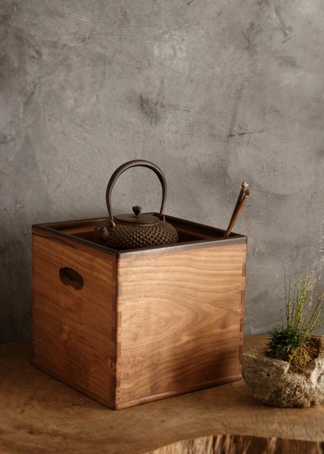 箱火鉢 285mm角 手あぶり 民具 木製火鉢 卓上火鉢 古家具 風炉 民