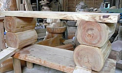 桧の丸太のベンチの製作販売