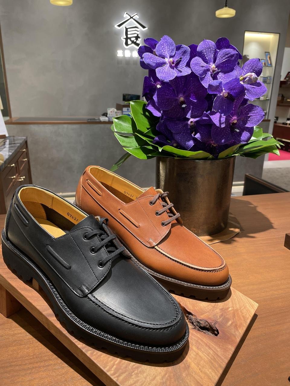 東京ミッドタウン八重洲店】悠三~YUZO~デッキシューズ：SHOP BLOG｜三