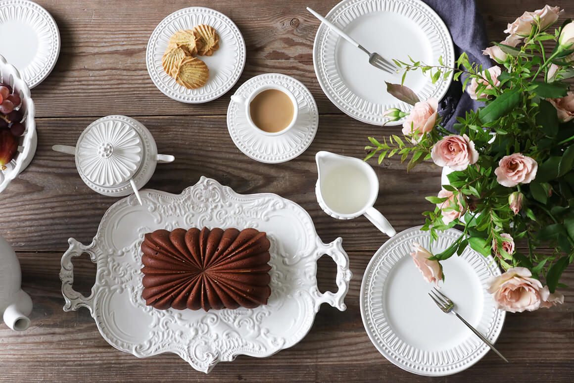 ELIOS Antico エリオス アンティコトレーホワイト 陶器 イタリア サラ