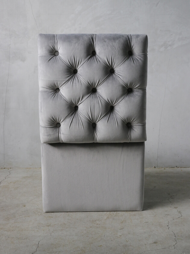 Classicストレージスツールライトグレーベルベット- サラグレース-