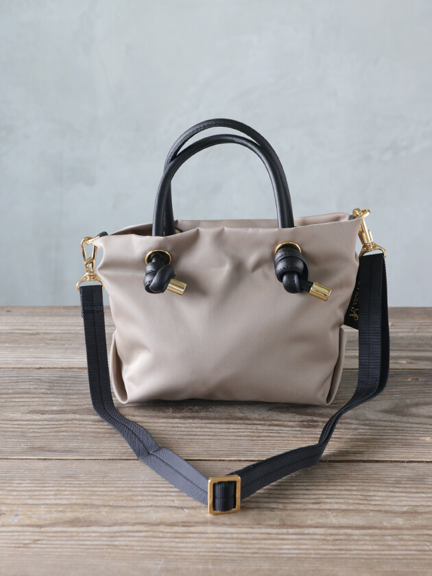 VIOLAd'OROバッグBIANCAトープxブラックXS ヴィオラ ドーロ