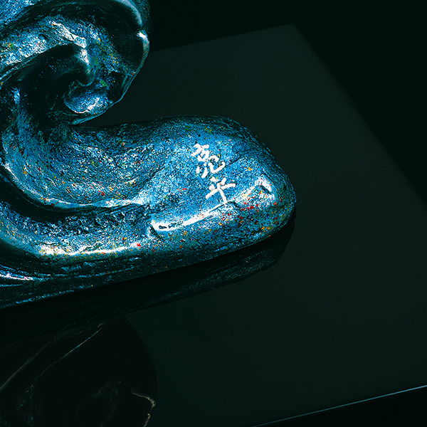 金工作家 宮田亮平氏とのコラボレーションモデルを発売 | ニュース