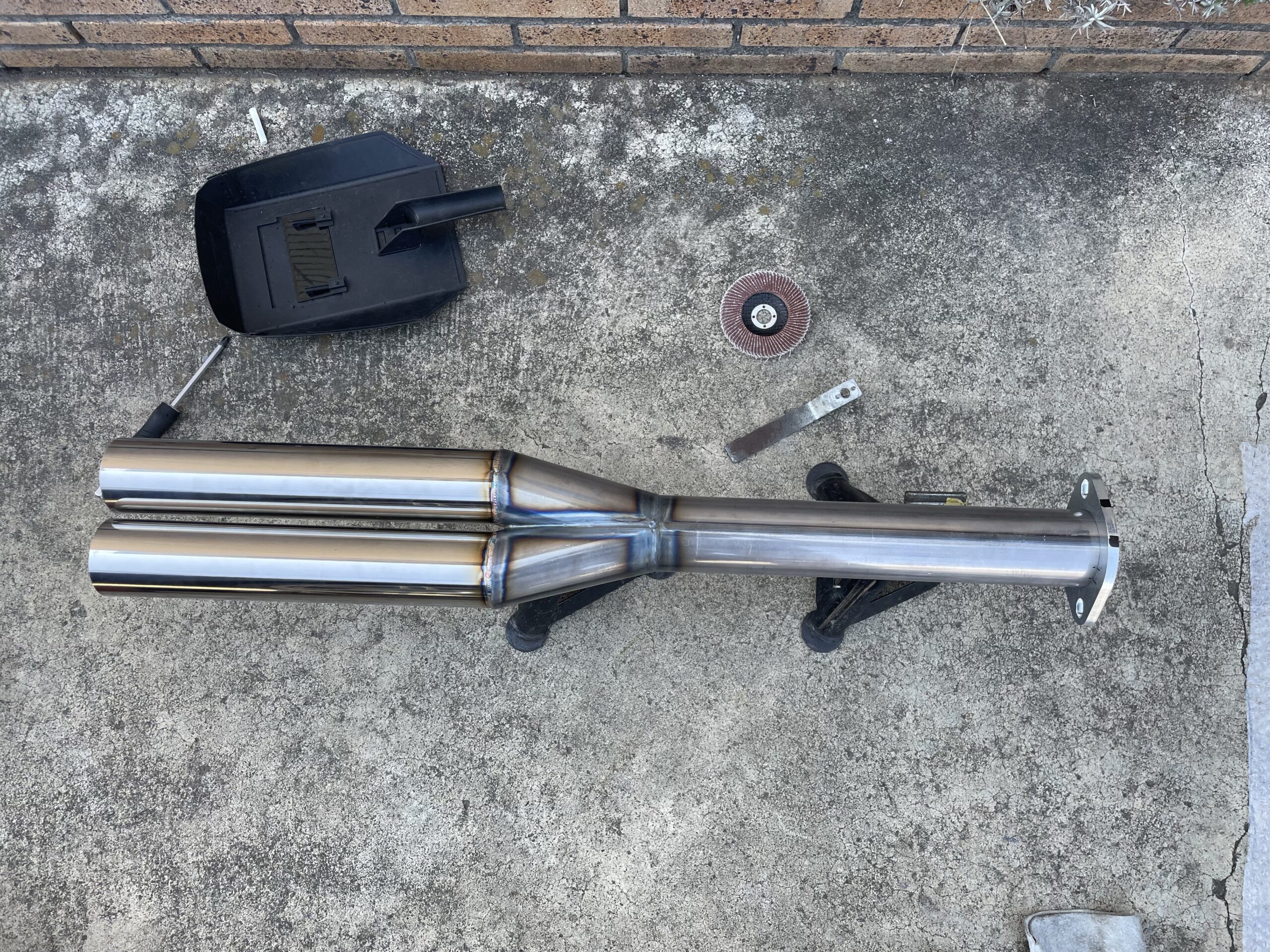 R56】純正マフラーの加工。リアピースのストレート化と簡単に純正戻し