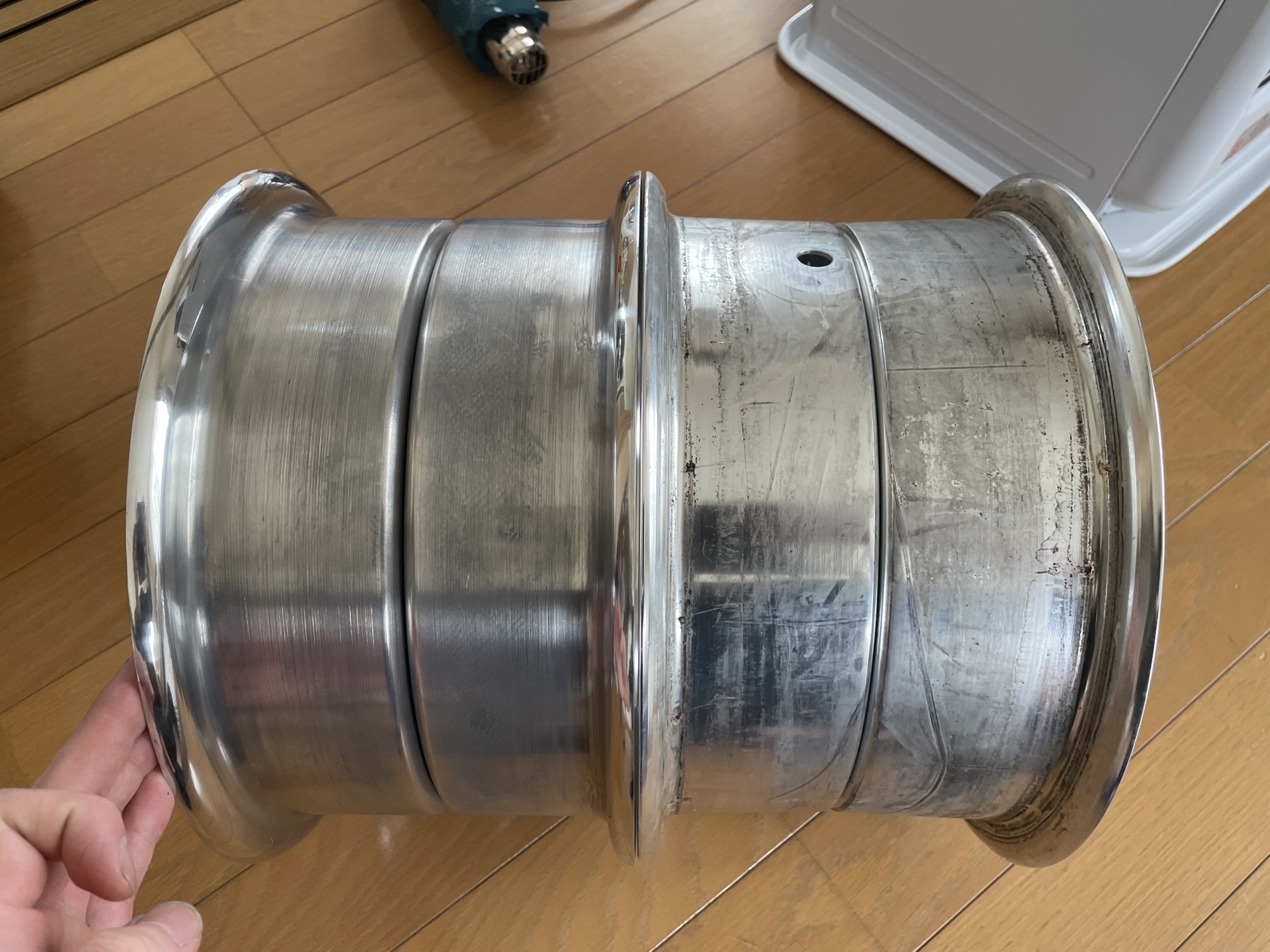 水野鈑金製の5JとGクラフト製の5.5Jホイールの比較。リム全長やリム幅