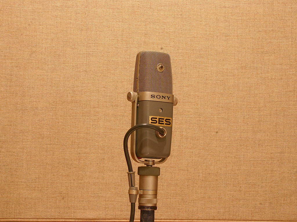 SES ] レンタル 機材 SONY C-38B