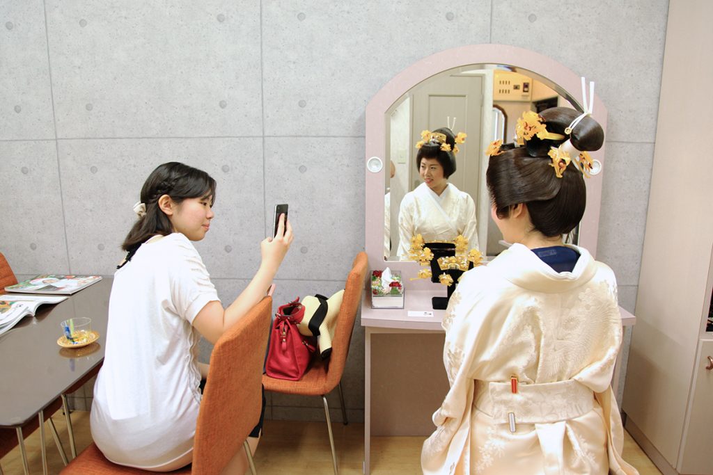 花嫁かつら講習会について | かつらしげもり