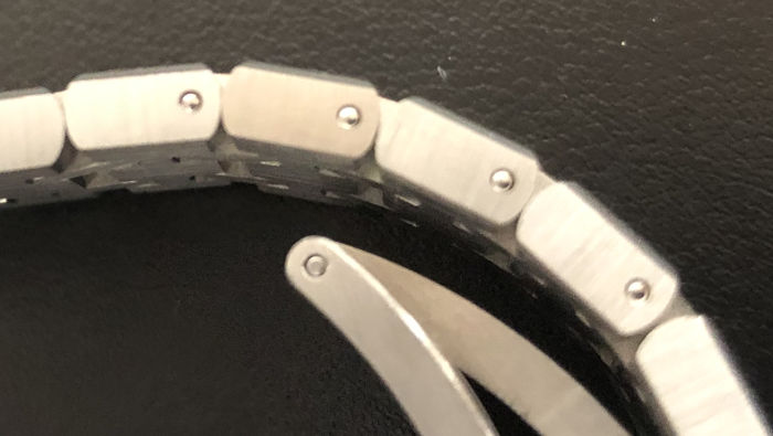 ロイヤルオーククロノグラフのコマ調整 | 質屋ブログ